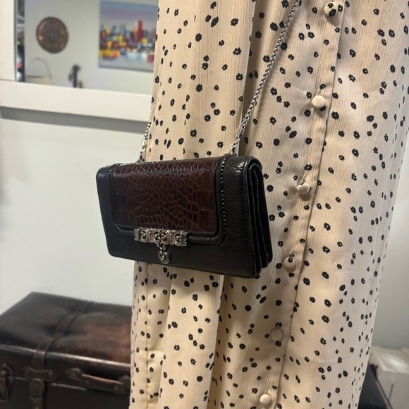 ❤️Brighton Croc Embossed Crossbody/Wallet - Picture 2 of 6